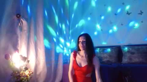Elisa online show from 28, 4, 2026
