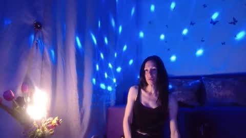 Elisa online show from 11, 5, 2026