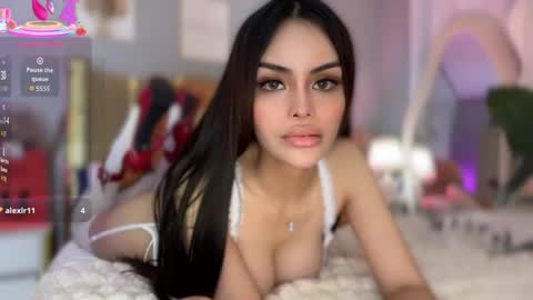 ElysHunter the girl will hunt you  online show from 20, 12, 2025