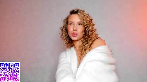 Elysia online show from 7, 10, 2025