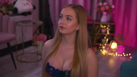 Elyssa online show from 18, 11, 2025