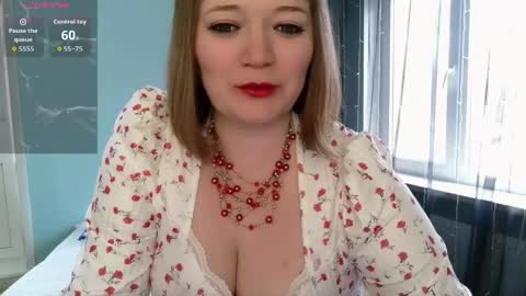 Snapshot of elza1981 chatting on 29, 4, 2026 elza1981 online show from 29, 4, 2026