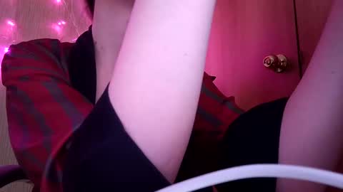 Elza Kom online show from 8, 12, 2024