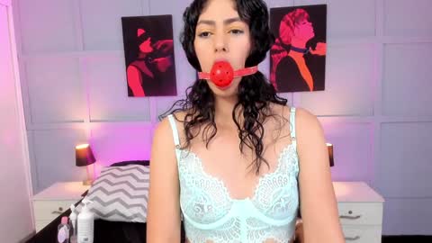  Elizabeth online show from 22, 12, 2024