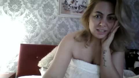 Em online show from 25, 4, 2026