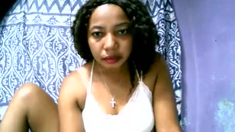 Snapshot of ema900845 chatting on 4, 3, 2025 ema900845 online show from 4, 3, 2025