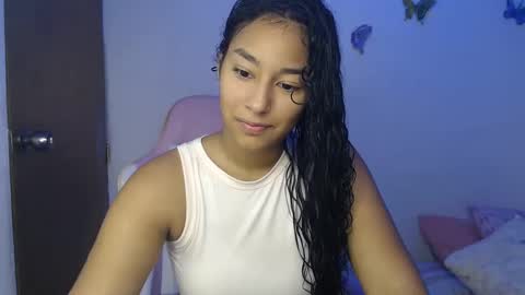 Snapshot of ema__dirty chatting on 11, 9, 2025 jen online show from 11, 9, 2025