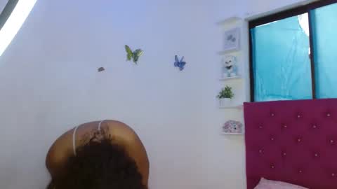 Snapshot of ema__dirty chatting on 15, 9, 2025 jen online show from 15, 9, 2025