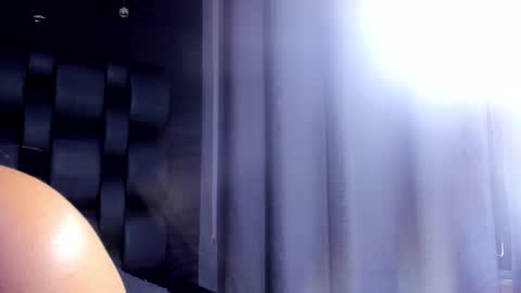 Snapshot of ema_grey1 chatting on 14, 9, 2025 ema_grey1 online show from 14, 9, 2025