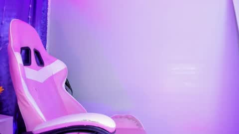 Ema Lambert  online show from 13, 12, 2024