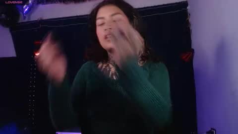 Snapshot of ema_ploxx chatting on 10, 3, 2026 ema_ploxx online show from 10, 3, 2026