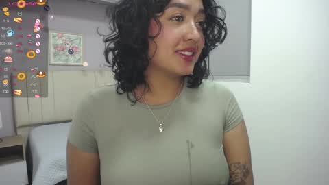 Snapshot of ema_saenz chatting on 26, 12, 2024 Ema online show from 26, 12, 2024
