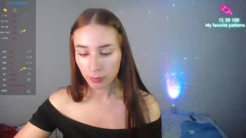 Snapshot of emaa_martins chatting on 23, 12, 2024 Emaa online show from 23, 12, 2024