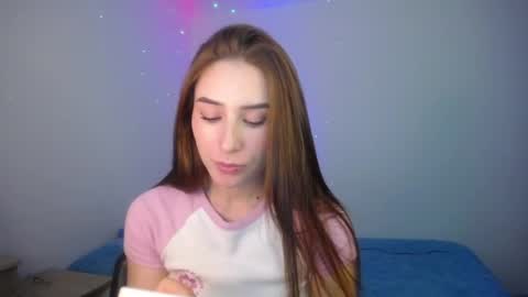 Snapshot of emaa_martins chatting on 11, 1, 2025 Emaa online show from 11, 1, 2025