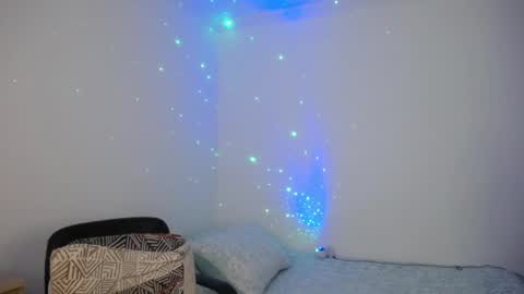 Snapshot of emaa_martins chatting on 5, 2, 2025 Emaa online show from 5, 2, 2025