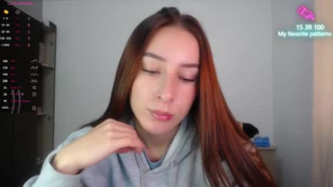 Snapshot of emaa_martins chatting on 14, 10, 2025 Emaa online show from 14, 10, 2025