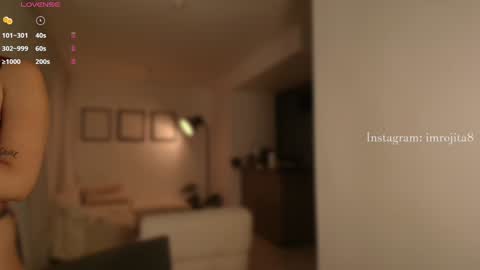 IG imrojita8 online show from 30, 1, 2025