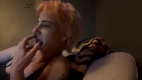Rockstarbabies4life666 online show from 10, 1, 2025
