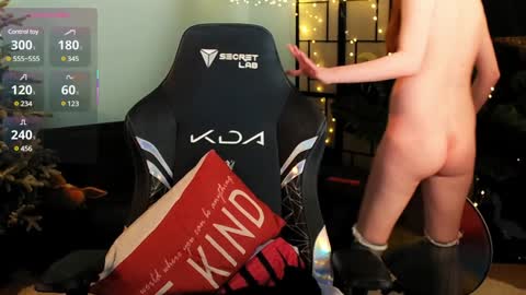 Snapshot of ember_skye chatting on 29, 1, 2025 Miss Ember Skye online show from 29, 1, 2025