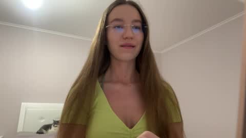 Alina online show from 6, 5, 2026
