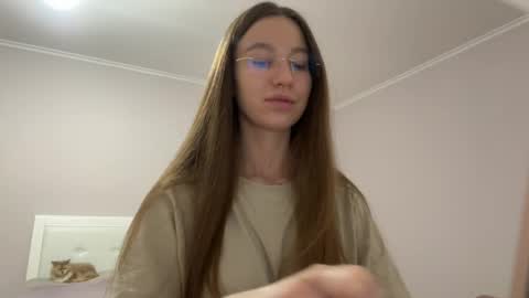 Alina online show from 9, 5, 2026