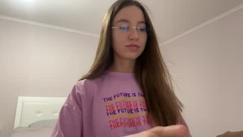 Snapshot of emberfamn chatting on 5, 7, 2026 Alina online show from 5, 7, 2026