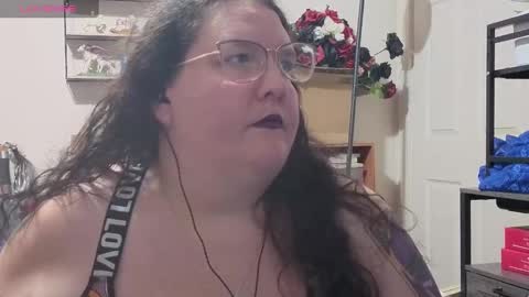 Emberlyn Nix online show from 8, 10, 2025