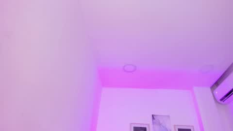 Snapshot of emelie_89 chatting on 6, 1, 2025 emelie_89 online show from 6, 1, 2025