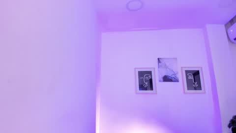 Snapshot of emelie_89 chatting on 1, 2, 2025 emelie_89 online show from 1, 2, 2025