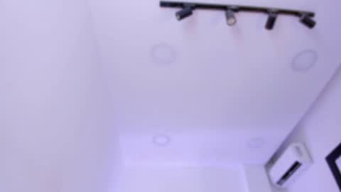 Snapshot of emelie_89 chatting on 30, 9, 2025 emelie_89 online show from 30, 9, 2025