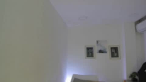 Snapshot of emelie_89 chatting on 20, 10, 2025 emelie_89 online show from 20, 10, 2025