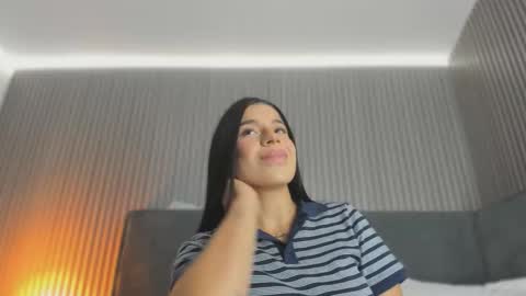 Snapshot of emelie_89 chatting on 5, 12, 2025 emelie_89 online show from 5, 12, 2025