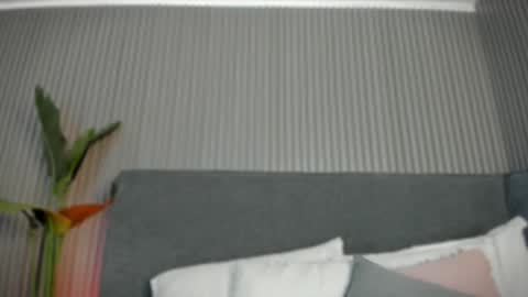 emelie_89 online show from 28, 5, 2026