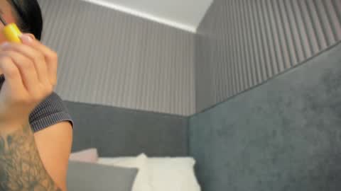 emelie_89 online show from 29, 5, 2026