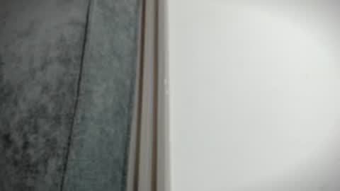 Snapshot of emelie_89 chatting on 8, 7, 2026 emelie_89 online show from 8, 7, 2026