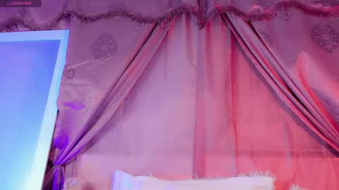 Emely Rous online show from 10, 12, 2024