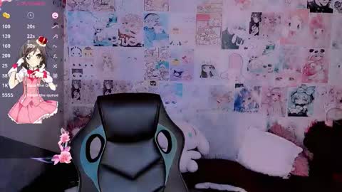 Emely Rous online show from 8, 11, 2025