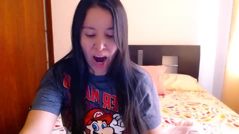 Snapshot of emely_sexx chatting on 2, 12, 2024 emely_sexx online show from 2, 12, 2024