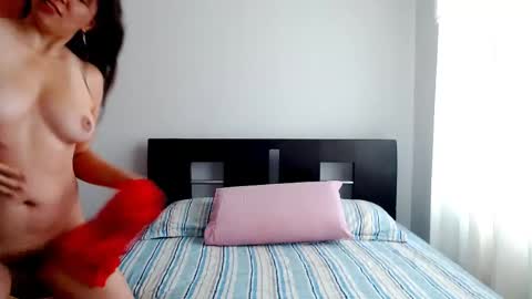 emely_sexx online show from 1, 12, 2025