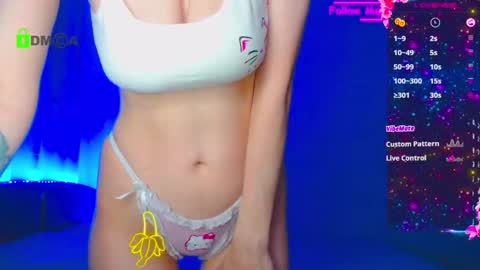 Emely online show from 18, 11, 2025