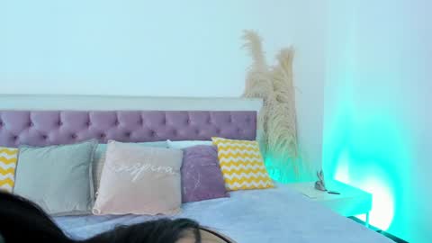 Emy online show from 6, 12, 2024