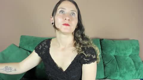 Esmeralda online show from 24, 3, 2026