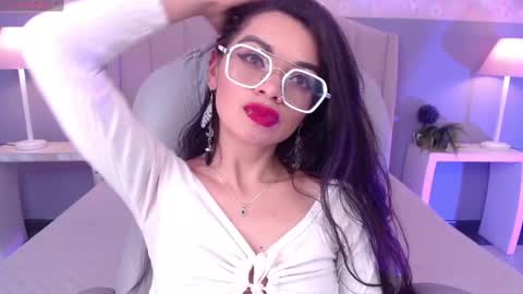 Snapshot of emerald_gh chatting on 21, 9, 2025 Danna online show from 21, 9, 2025