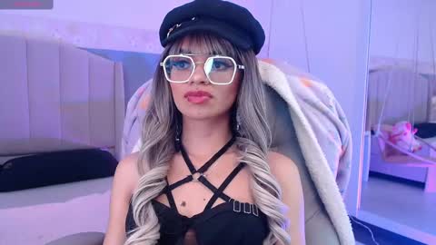 Snapshot of emerald_gh chatting on 30, 9, 2025 Danna online show from 30, 9, 2025