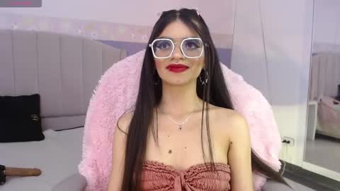 Danna online show from 22, 11, 2025