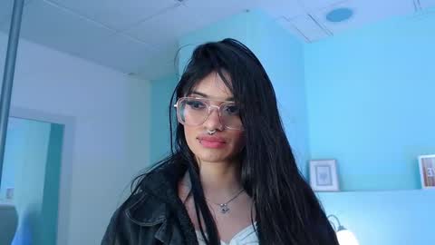 Danna online show from 10, 5, 2026