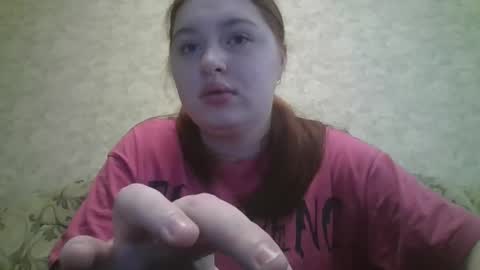 Snapshot of emeraldswan chatting on 24, 2, 2025 emeraldswan online show from 24, 2, 2025