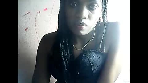 Emerence9794 online show from 19, 3, 2026