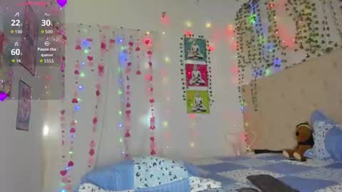 Snapshot of emi_henao chatting on 10, 6, 2026 EMI online show from 10, 6, 2026