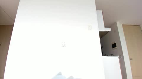 Snapshot of emi_latingirl chatting on 26, 9, 2025 EMILY  online show from 26, 9, 2025